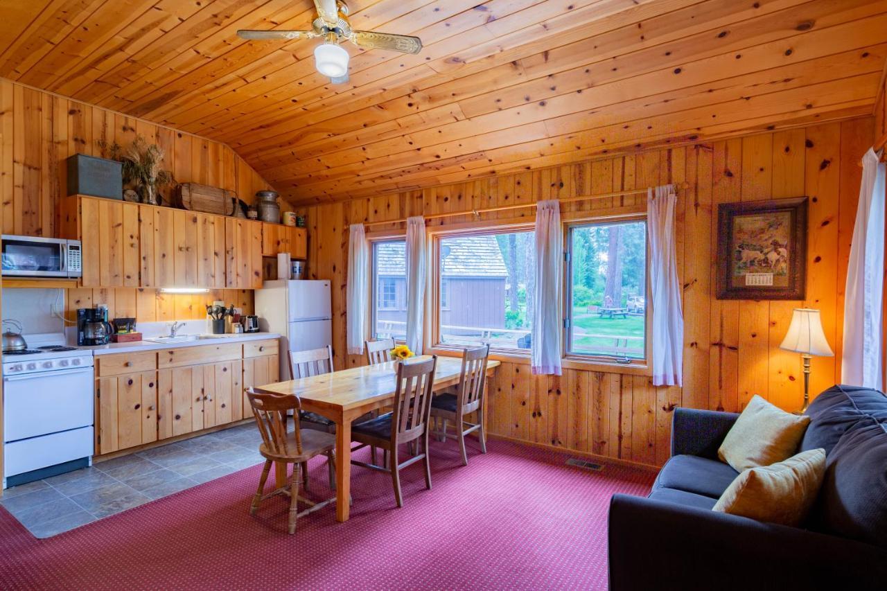 Lake Creek Lodge Camp Sherman Exterior foto